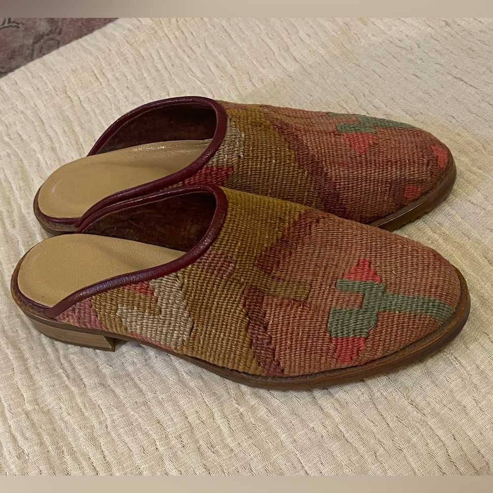 Woven Kilim Mules - Picture 2 of 6